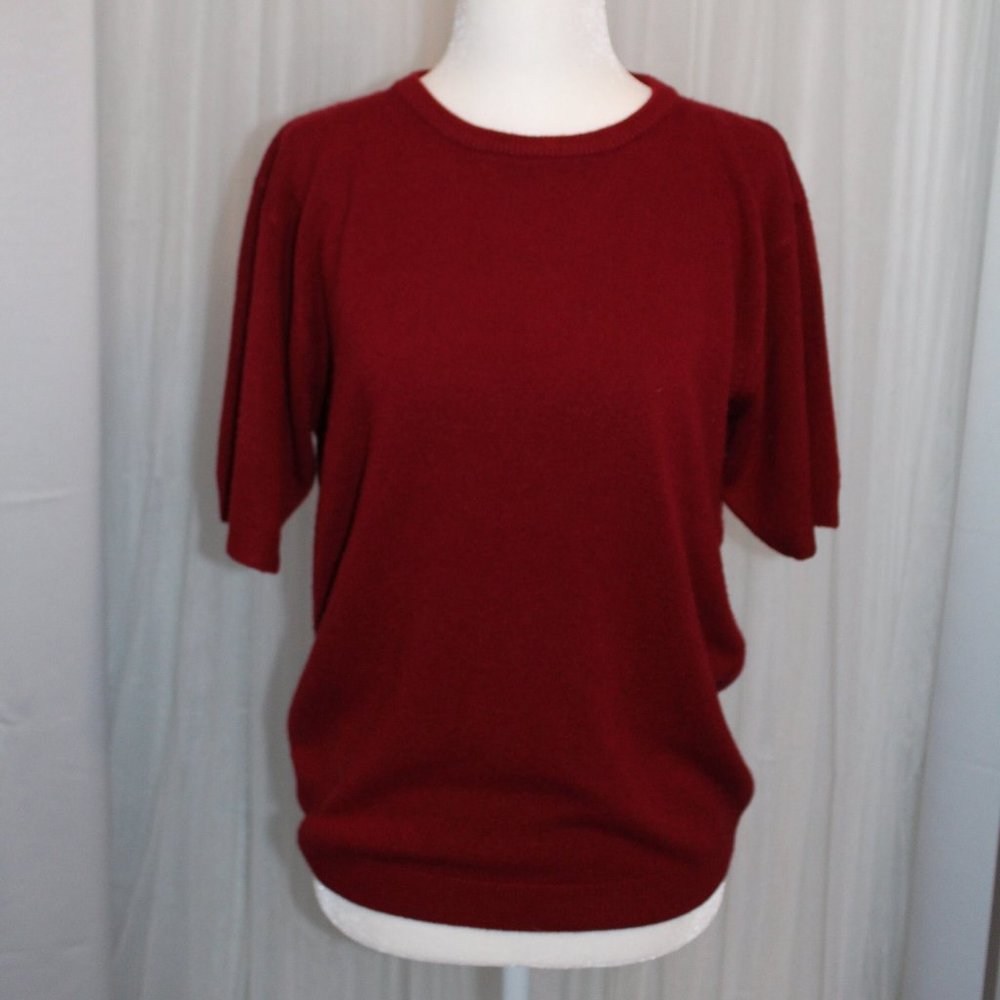 Chaus Short Sleeve Red Sweater